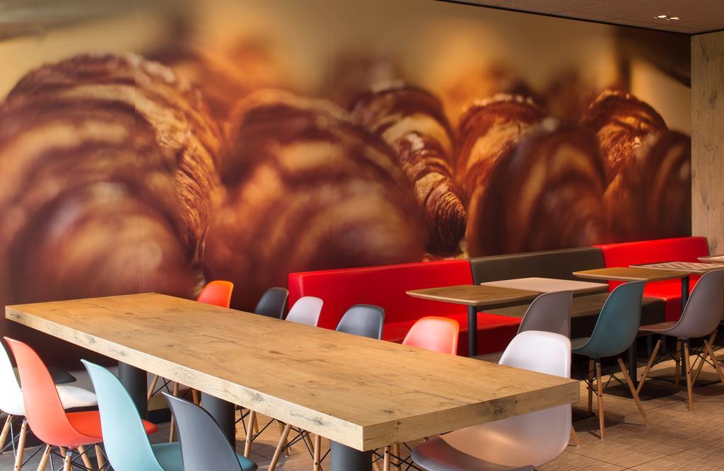 ホテル Ibis Montceau Les Mines エクステリア 写真