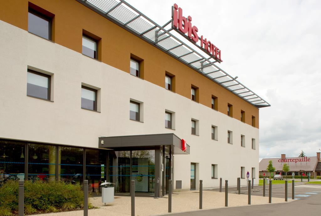 ホテル Ibis Montceau Les Mines エクステリア 写真