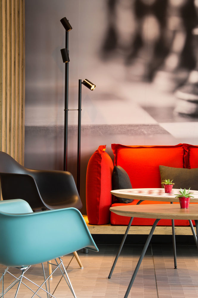 ホテル Ibis Montceau Les Mines エクステリア 写真